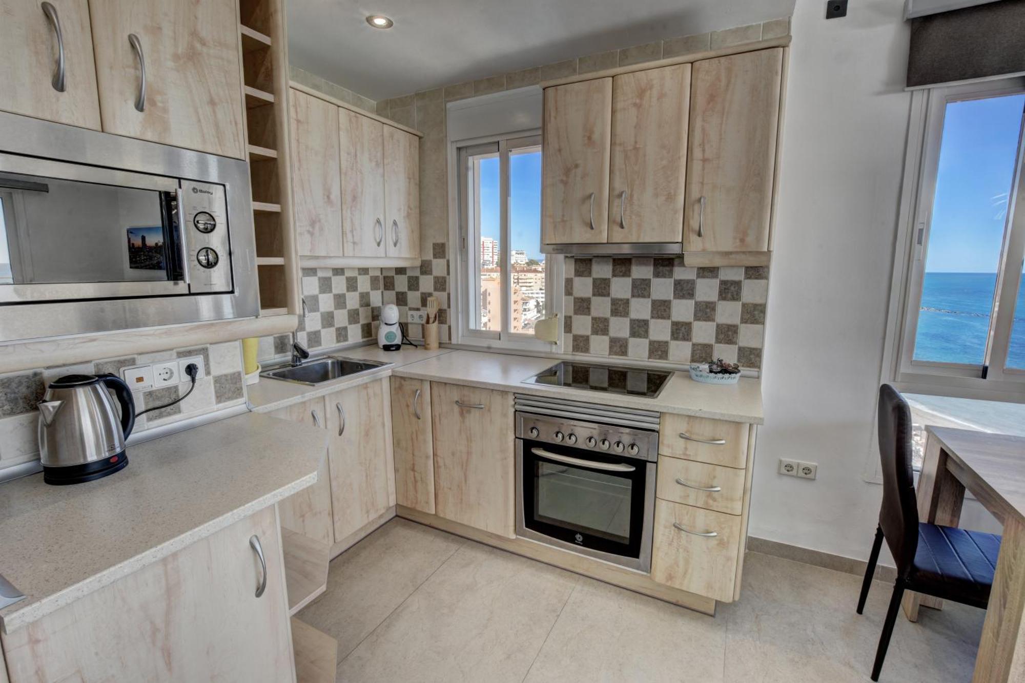 New Sunset Apartment - C&G Benal Beach Benalmádena Eksteriør billede