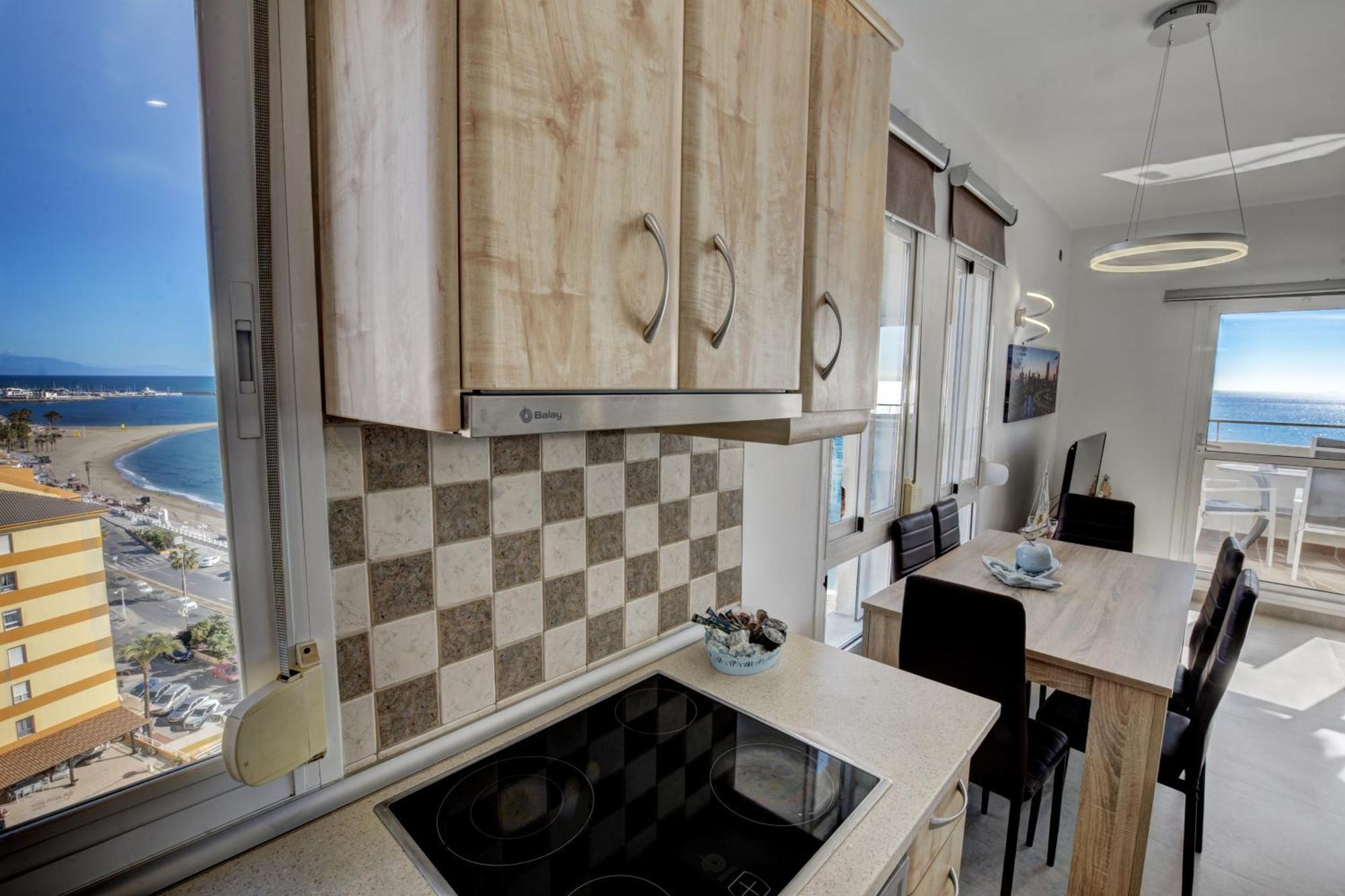 New Sunset Apartment - C&G Benal Beach Benalmádena Eksteriør billede